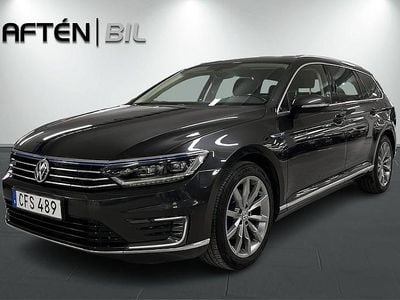 Begagnad VW Passat GTE 218 HK (160 kW) 2018 Grå Kombi