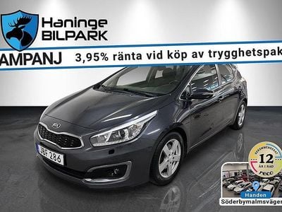 Grå Begagnad 2015 Kia Ceed Halvkombi | 89 900 kr (Marknadspris)