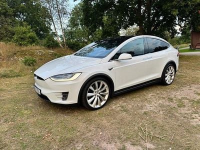 Begagnad Tesla Model X 382 kW (520 HK) 2017 SUV