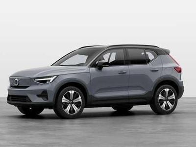 Grå Begagnad 2022 Volvo XC40 Core SUV | 309 800 kr (Superpris)
