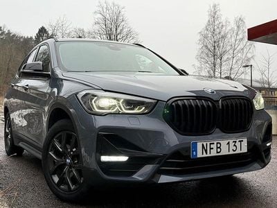 Begagnad BMW X1 Sport Line 125 HK (91 kW) 2020 Mörkgrå SUV