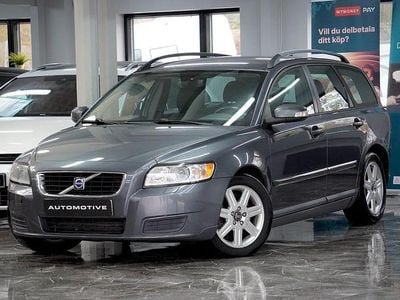 Grå Begagnad 2009 Volvo V50 Kinetic Kombi | 44 900 kr (Marknadspris)