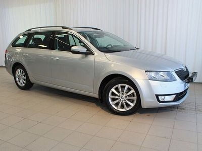 begagnad Skoda Octavia COMBI AMBITION 4X4 TDI 105