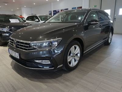 begagnad VW Passat Sportscombi Elegance 2.0 TDI 200 DSG7 4M