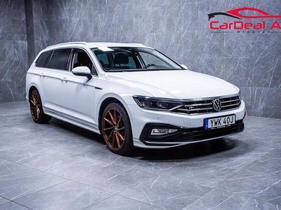 Vit Begagnad 2021 VW Passat R-line Kombi | 268 800 kr (Marknadspris)