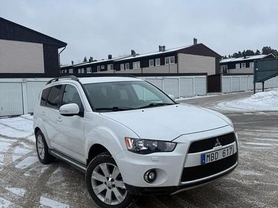Begagnad Mitsubishi Outlander 170 HK (125 kW) 2011