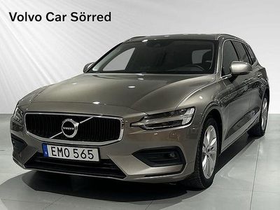 Grå Begagnad 2020 Volvo V60 Momentum Kombi | 299 900 kr (Bra pris)