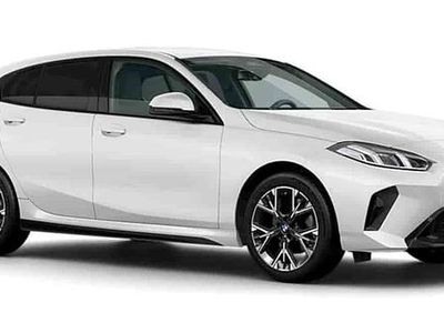 Ny BMW 120 2026 Vit Halvkombi