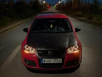 VW Golf V