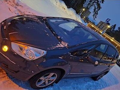 Begagnad Ford S-MAX S 175 HK (128 kW) 2010 Minibuss