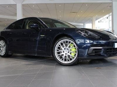 Porsche Panamera 4