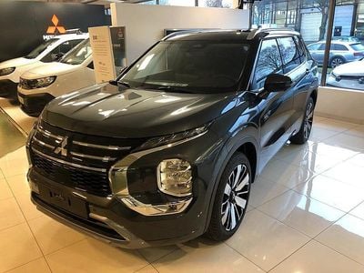 Grå Ny 2025 Mitsubishi Outlander P-HEV Edition SUV | 618 800 kr (Lite dyr)