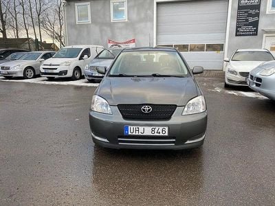 Begagnad Toyota Corolla 110 HK (80 kW) 2003 Grå Halvkombi