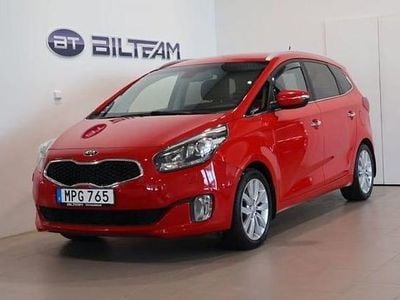 Begagnad Kia Carens 116 HK (85 kW) 2014 Röd Minibuss