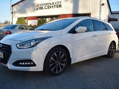 Begagnad Hyundai i40 142 HK (104 kW) 2015 Vit Kombi