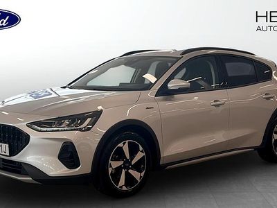 Begagnad 2023 Ford Focus Active Halvkombi | 214 900 kr (Marknadspris)