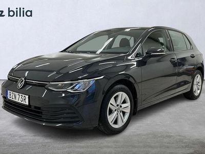 Grå Begagnad 2021 VW Golf VIII Halvkombi | 229 800 kr (Lite dyr)