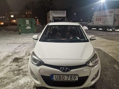 Begagnad Hyundai i20 101 HK (74 kW) 2015