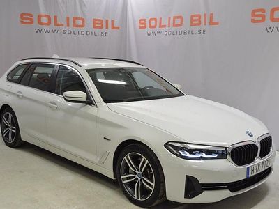 Vit Begagnad 2022 BMW 530e Kombi | 389 000 kr (Lite dyr)
