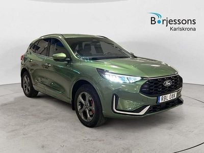Grön Begagnad 2024 Ford Kuga SUV | 419 000 kr (Marknadspris)