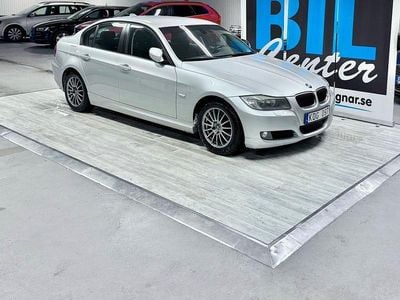 Ljusgrå Begagnad 2009 BMW 320 Comfort Edition Sedan | 88 000 kr (Marknadspris)