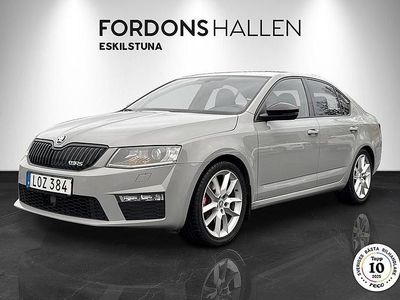 Mörkgrå Begagnad 2016 Skoda Octavia RS Halvkombi | 149 900 kr (Marknadspris)