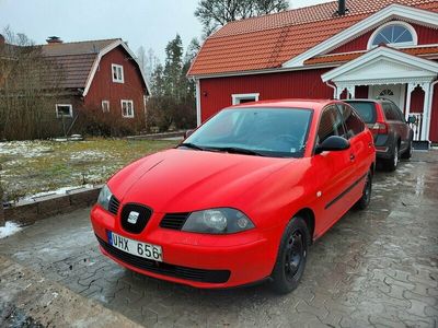 begagnad Seat Ibiza 5-dörrar 1.4 75hk Drag AC