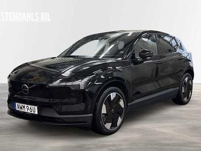 Svart Begagnad 2024 Volvo EX30 Performance SUV | 419 000 kr (Marknadspris)
