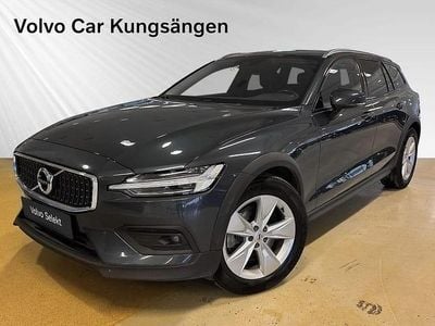 Begagnad Volvo V60 CC 192 HK (141 kW) 2020 Mörkblå Kombi