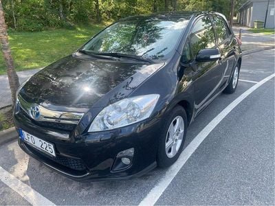Toyota Auris Hybrid