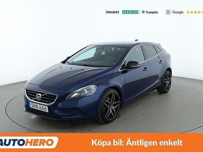 Begagnad Volvo V40 Ocean Race 151 HK (111 kW) 2015 Blå Kombi
