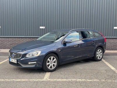 Begagnad Volvo V60 Kinetic 150 HK (110 kW) 2013 Blå Kombi