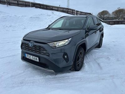 Begagnad Toyota RAV4 Hybrid 222 HK (163 kW) 2022 SUV