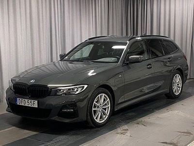 Grå Begagnad 2020 BMW 330e M Sport Kombi | 299 900 kr (Lite dyr)