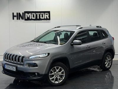 Grön Begagnad 2015 Jeep Cherokee SUV | 149 900 kr (Marknadspris)