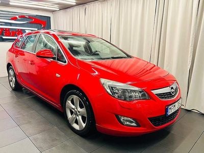 Röd Begagnad 2011 Opel Astra Enjoy Kombi | 54 900 kr (Marknadspris)