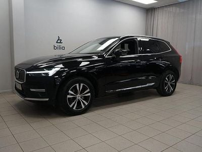 Svart Begagnad 2022 Volvo XC60 Core SUV | 409 900 kr (Bra pris)