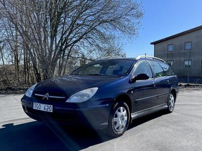 begagnad Citroën C5 Wagon 2.0 Euro 3 låga mil nybesiktigad nyservad