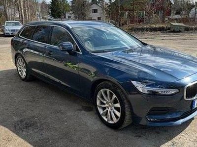 Begagnad 2018 Volvo V90 Momentum Kombi | 195 000 kr (Bra pris)