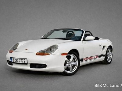 Begagnad Porsche Boxster 220 HK (161 kW) 2002 Vit Cab