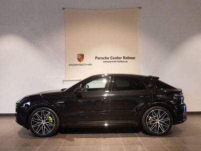 Svart Ny 2025 Porsche Cayenne SUV | 1 665 000 kr