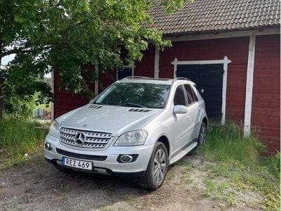 Mercedes ML320