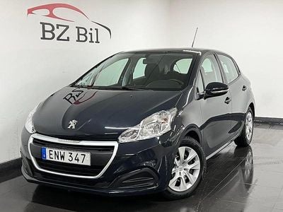 Mörkgrå (grå) Begagnad 2017 Peugeot 208 Halvkombi | 89 900 kr (Bra pris)