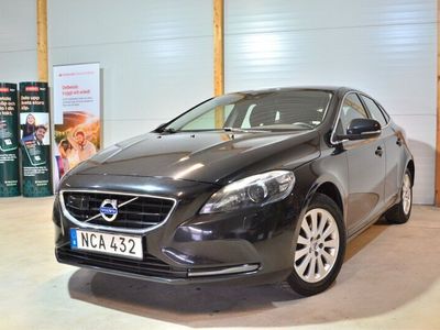 begagnad Volvo V40 D3 VoC D-värm Navi Drag BLIS Fullservad 150hk