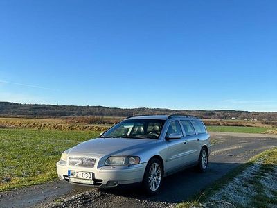Begagnad 2005 Volvo V70 Kombi | 16 000 kr (Marknadspris)