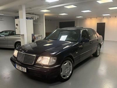 Mörkblå Begagnad 1995 Mercedes S420 Sedan | 79 900 kr