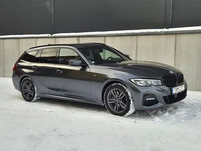 Grå Begagnad 2021 BMW 330 M Sport Kombi | 349 000 kr (Lite dyr)