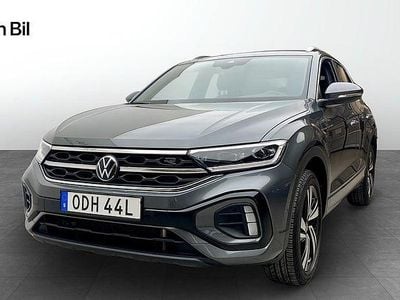Indium grey metallic Begagnad 2024 VW T-Roc R-line SUV | 399 900 kr (Lite dyr)