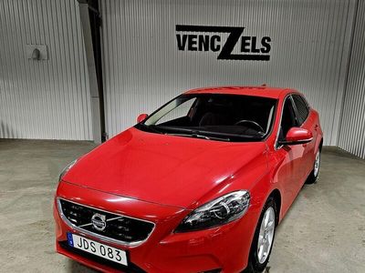 begagnad Volvo V40 D3 Aut Momentum Euro 6 Dragkrok Värmare