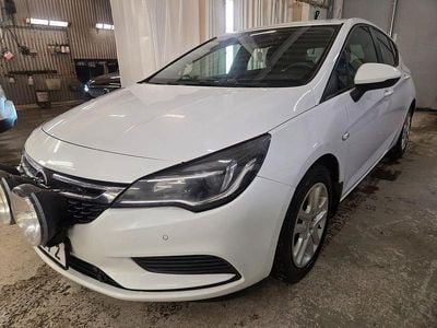 Vit Begagnad 2015 Opel Astra Enjoy Halvkombi | 65 000 kr (Lite dyr)